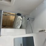 Spiegel über Schwenkbad